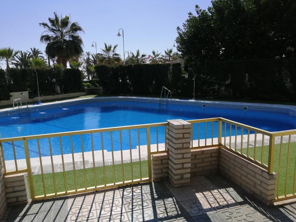 Bonito Piso En Primera Linea De Playa Almunecar Exterior photo